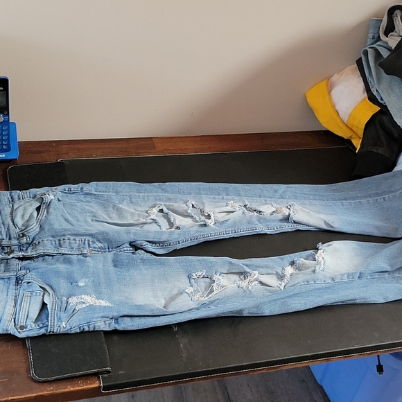 Men's Ripped Jeans 29 L and 29W - Picture 2 of 2